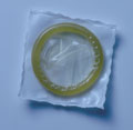 Es fundamental asegurarse que el preservativo está en buenas condiciones antes de utilizarlo.